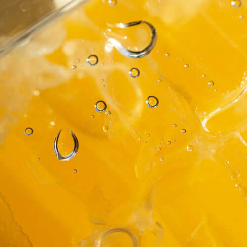 What is Honeycomb Made Of? Understanding Raw Honeycomb and Why It‘s Important