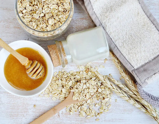 DIY Oatmeal Bath with Milk & Honey