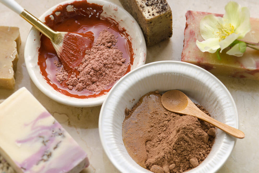 Transform Your Skin with a Honey Cinnamon Face Mask