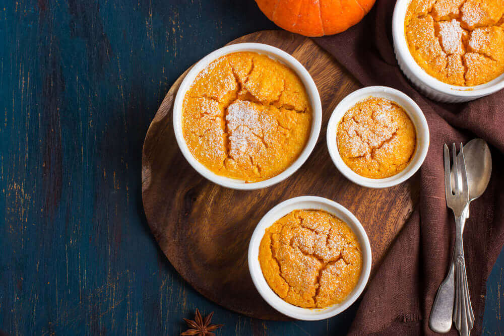 15 Easy Fall Dessert Recipes Made with Honey