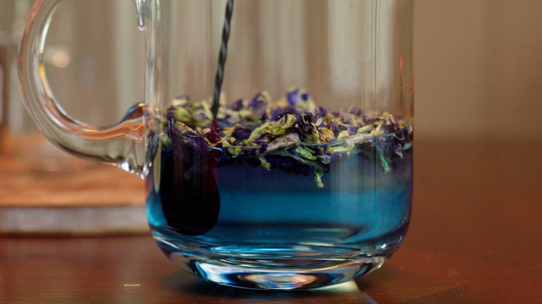 Color-Changing Tea Magic: The Science Behind Blue Butterfly Pea