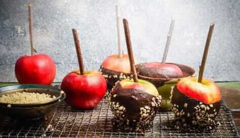 Celebrate National Dessert Day with Honey