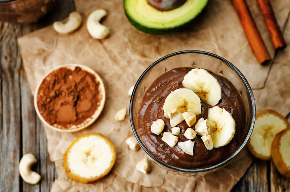 healthy chocolate pudding and ingredients