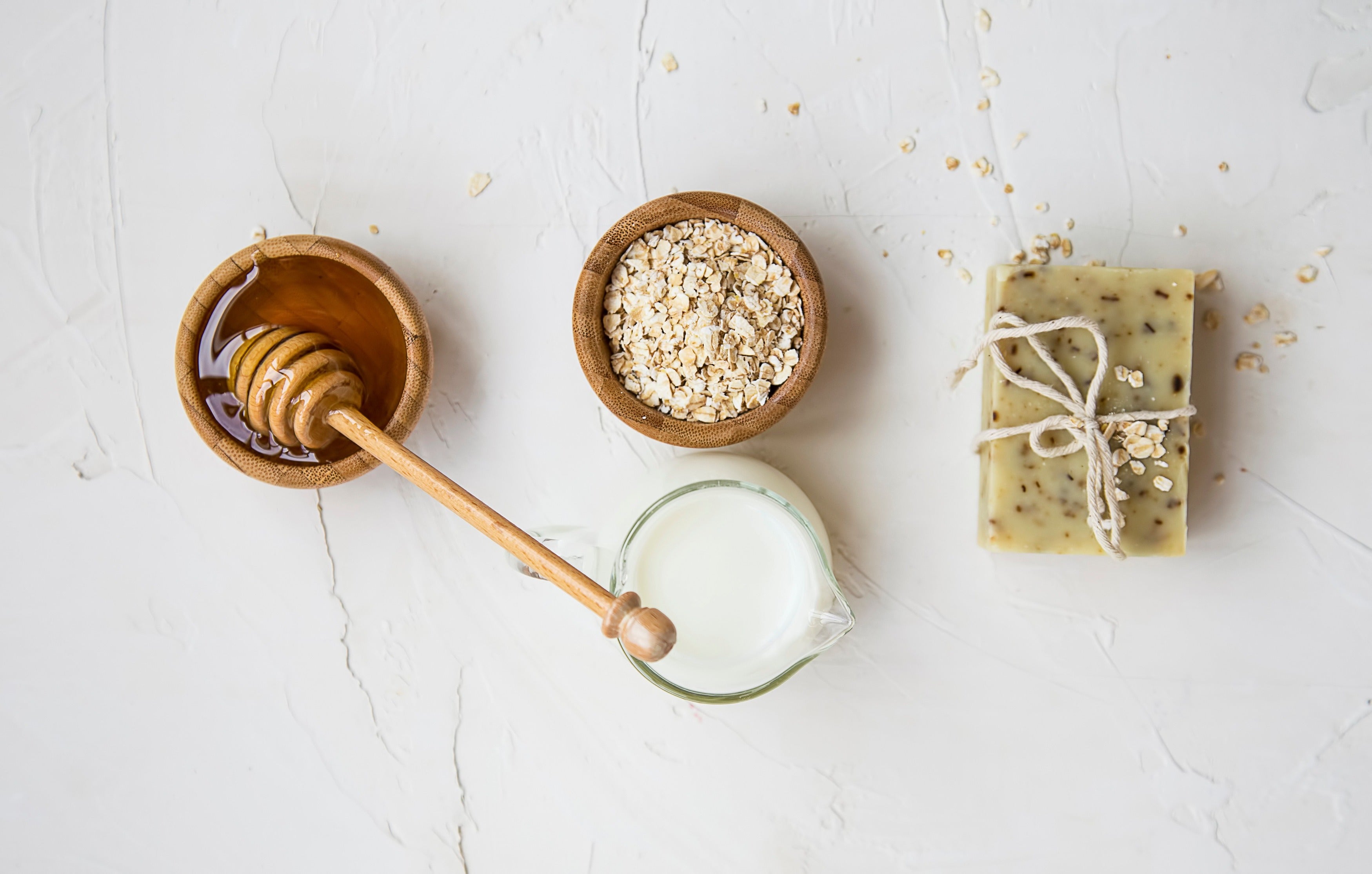 Milk Face Mask: The Benefits of Milk and Honey