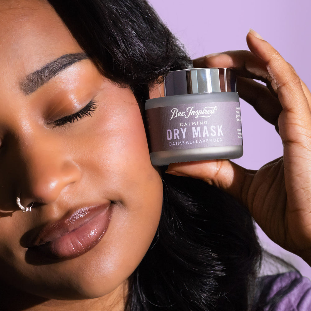 holding Calming dry mask jar