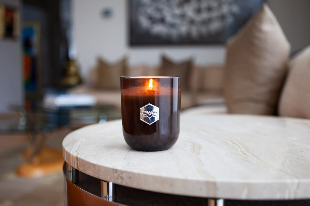 Blush Apricot Luxe Candle in den