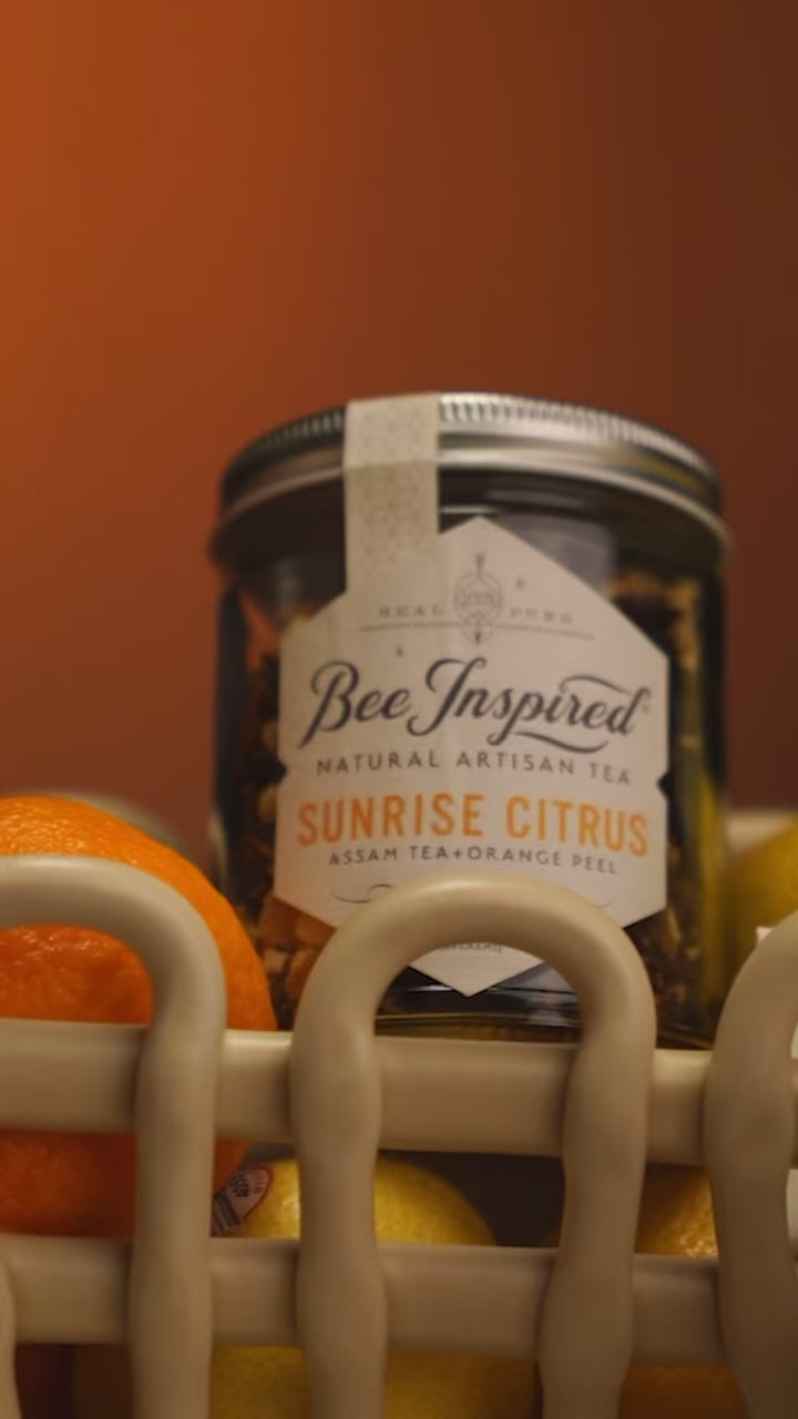 Video clip of brewing Sunrise Citrus tea from Bee Inspired Honey House in Owings Mills 